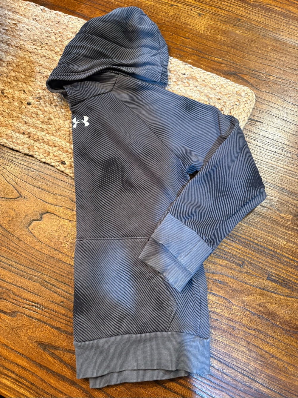 👟UNDER ARMOUR Striped Hoodie
